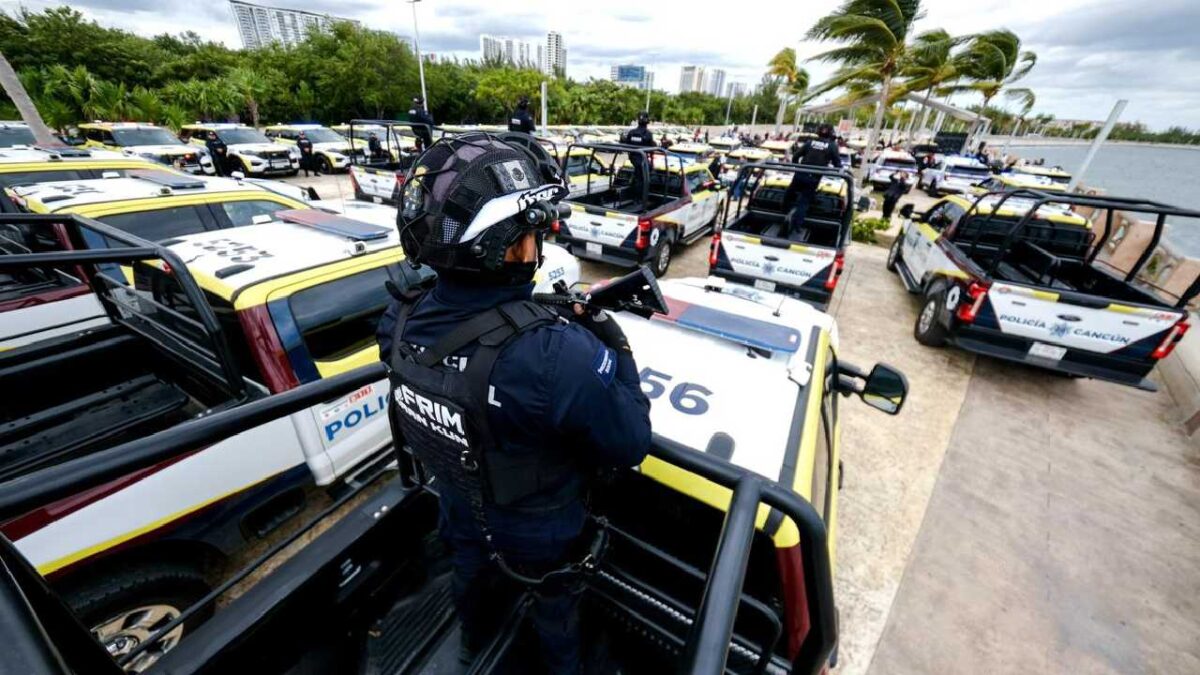 Policía de Cancún estrena patrullas.