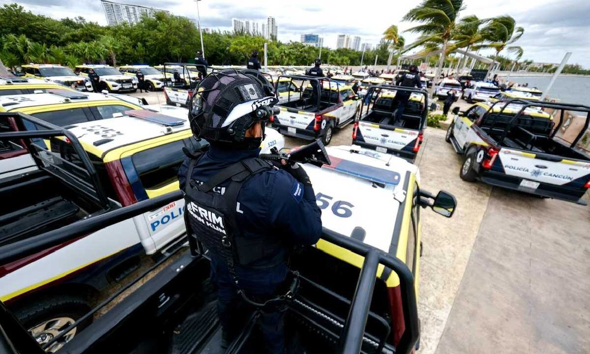 Policía de Cancún estrena patrullas.
