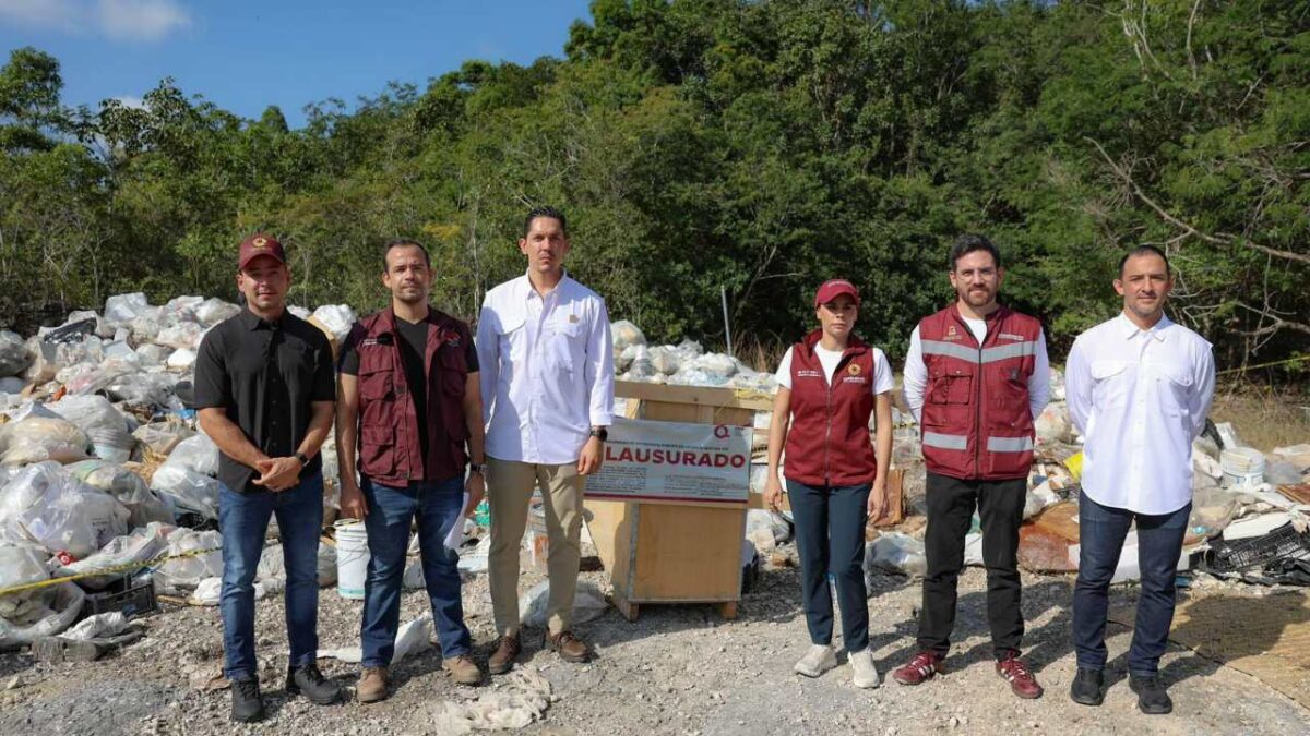 Clausuran basurero clandestino tras el aeropuerto de Cancún.
