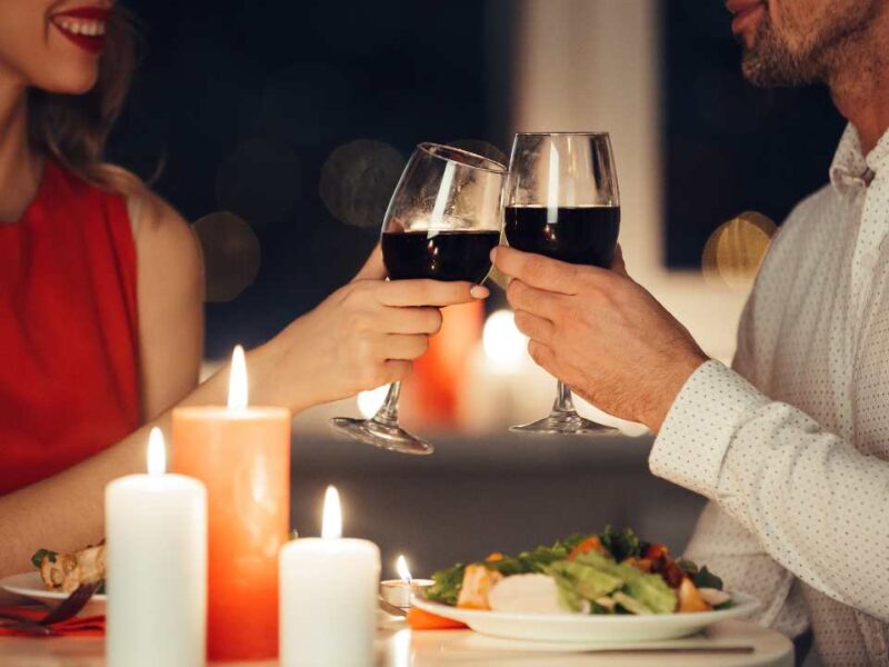 Comercios de Cancún esperan repunte superior al 100% por el 14 de febrero