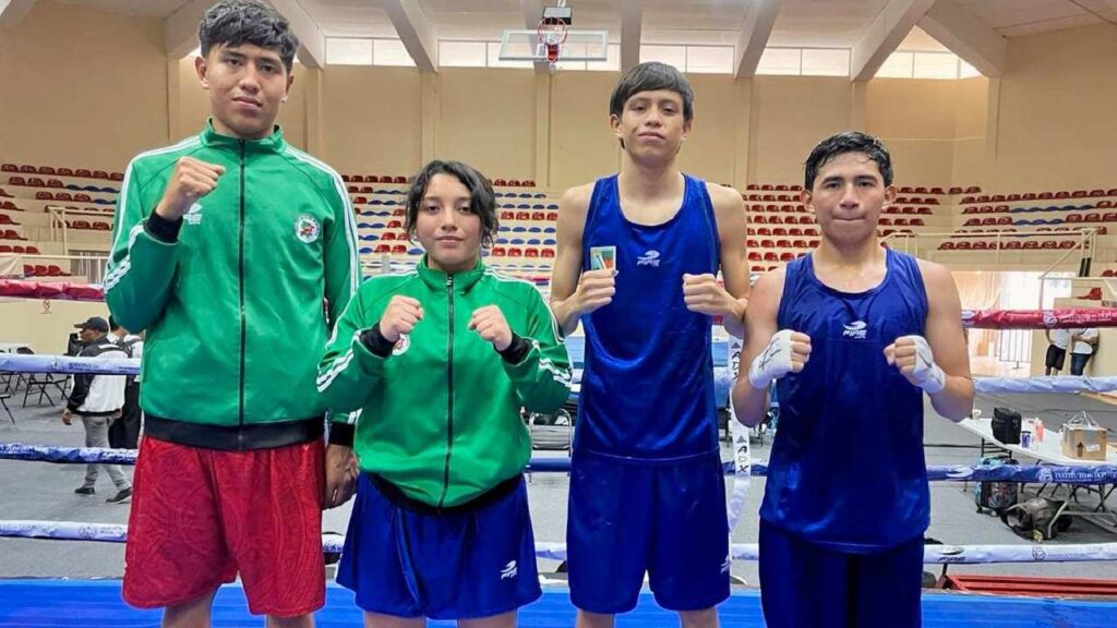 Jóvenes boxeadores de Puerto Morelos.