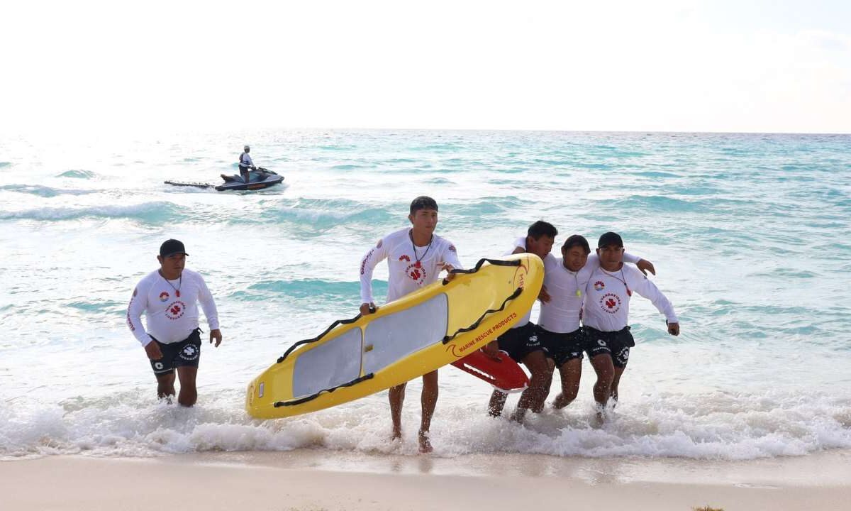 Día del Guardavidas en Cancún.