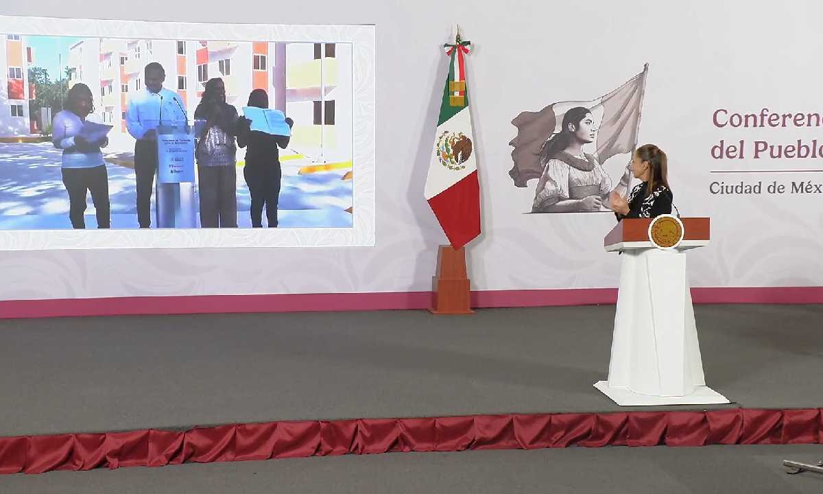 Entregan 80 Viviendas del Bienestar en Cancún.
