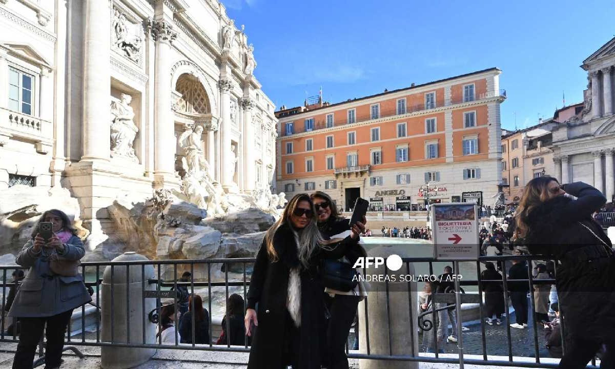 Fontana de Trevi ahora es con pago.