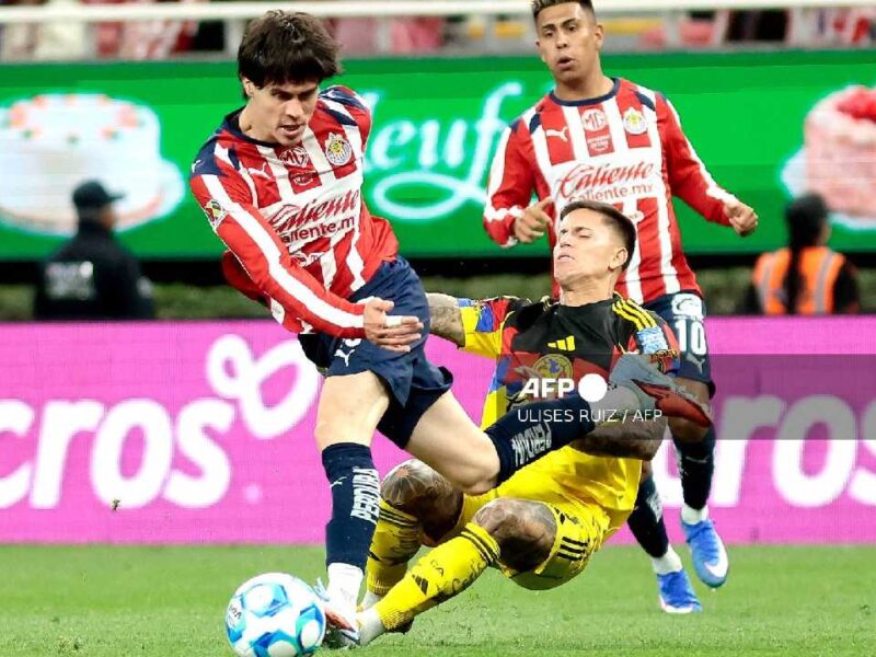 Guadalajara impone su ley: Chivas derrota al América y reafirma su liderato en el Clásico