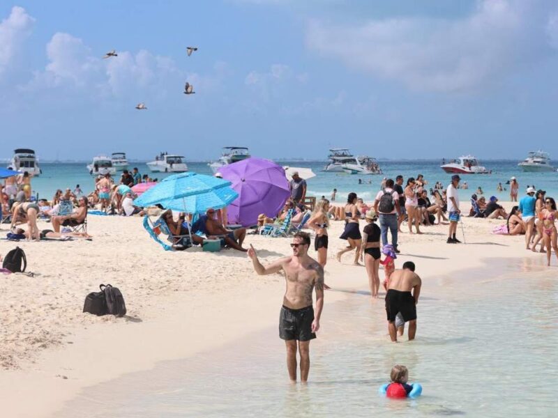 Isla Mujeres mantiene éxito turístico con más del 90% de ocupación hotelera