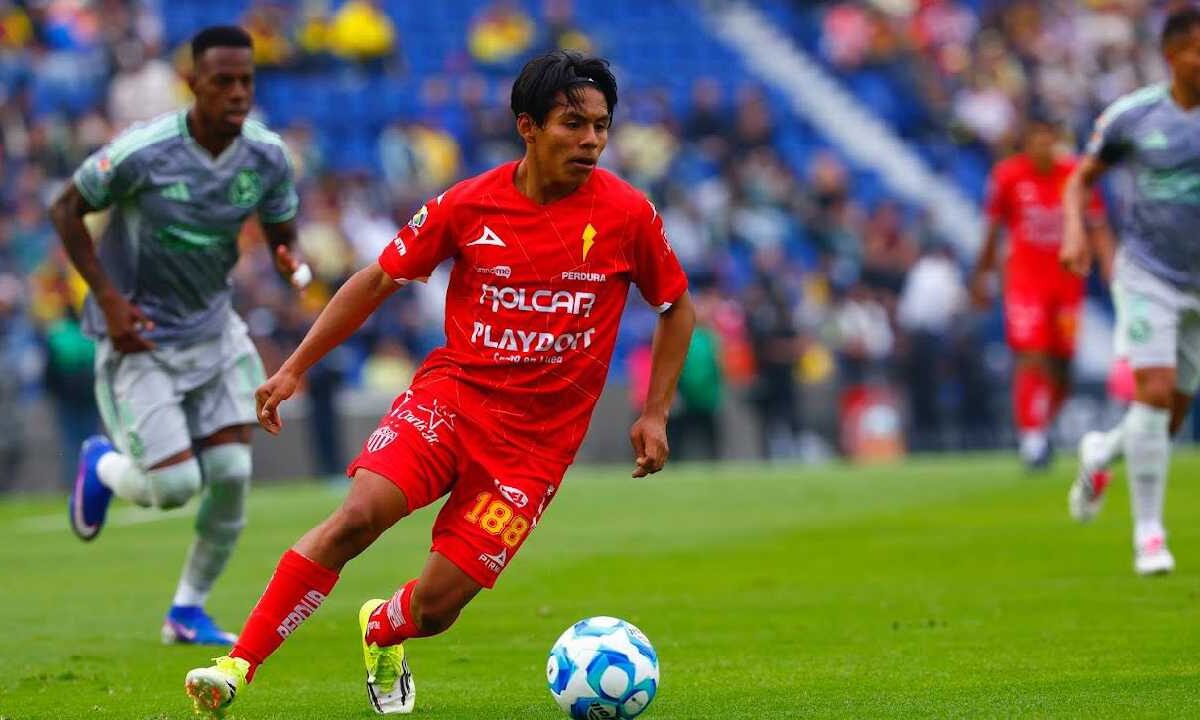 Debut de otro cancunense en la máxima liga de futbol.