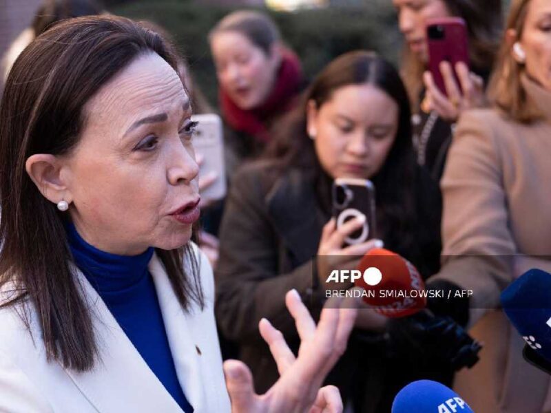 María Corina Machado mantiene su plan de volver a Venezuela pese a detención de aliado