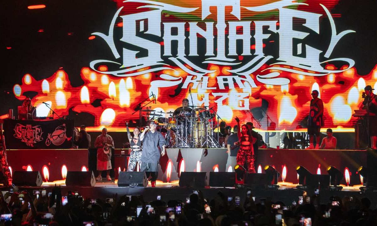 Presentación de Santa Fe Klan en Playa del Carmen, Quintana Roo.