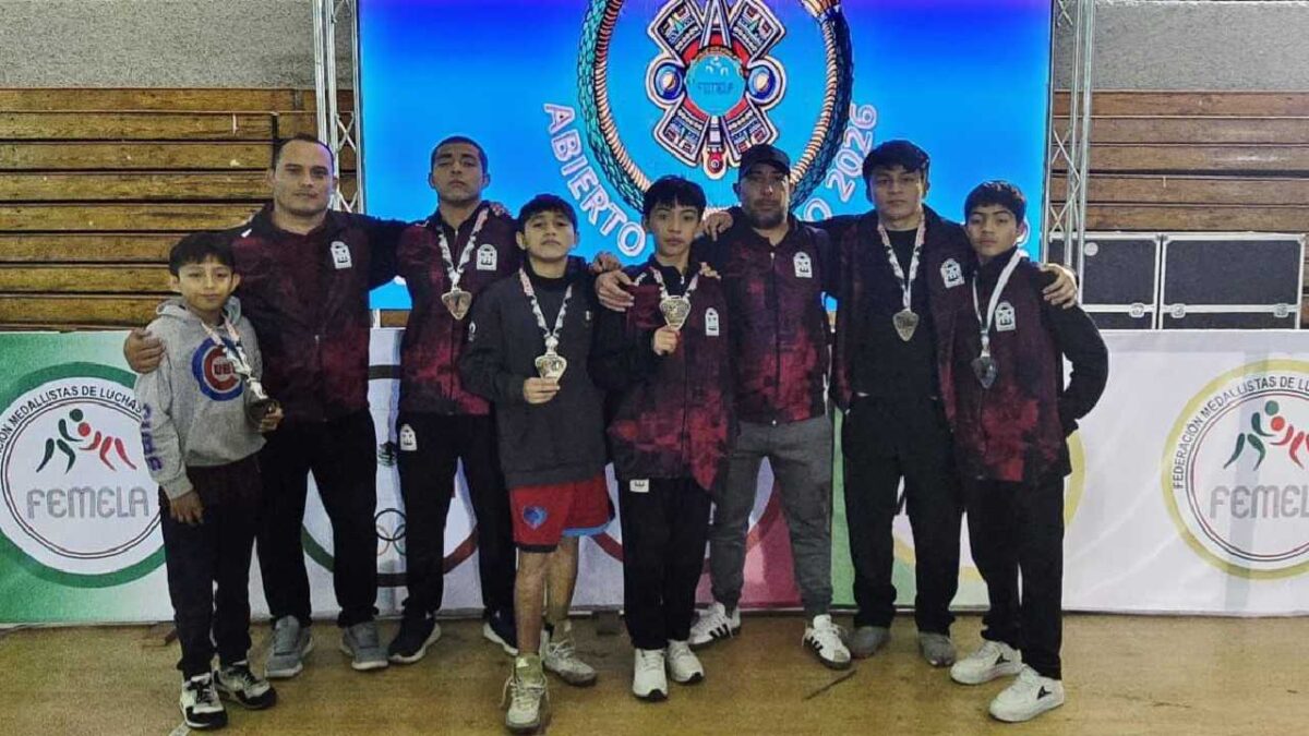 Luchadores de Quintana Roo.