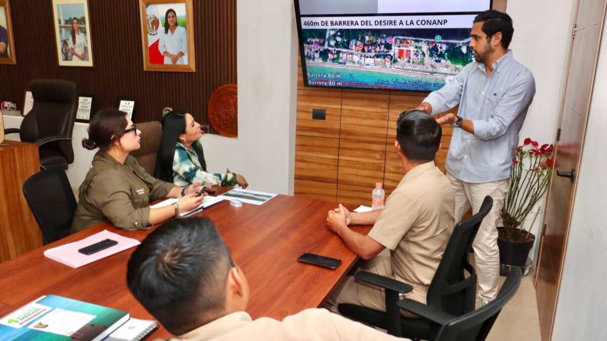 Puerto Morelos afina estrategia contra el sargazo en 2026.