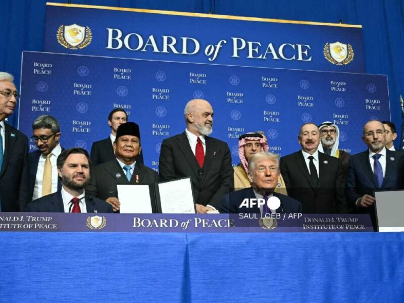 Trump presenta al mundo su Junta de Paz; EU le inyecta 10 millones de dólares