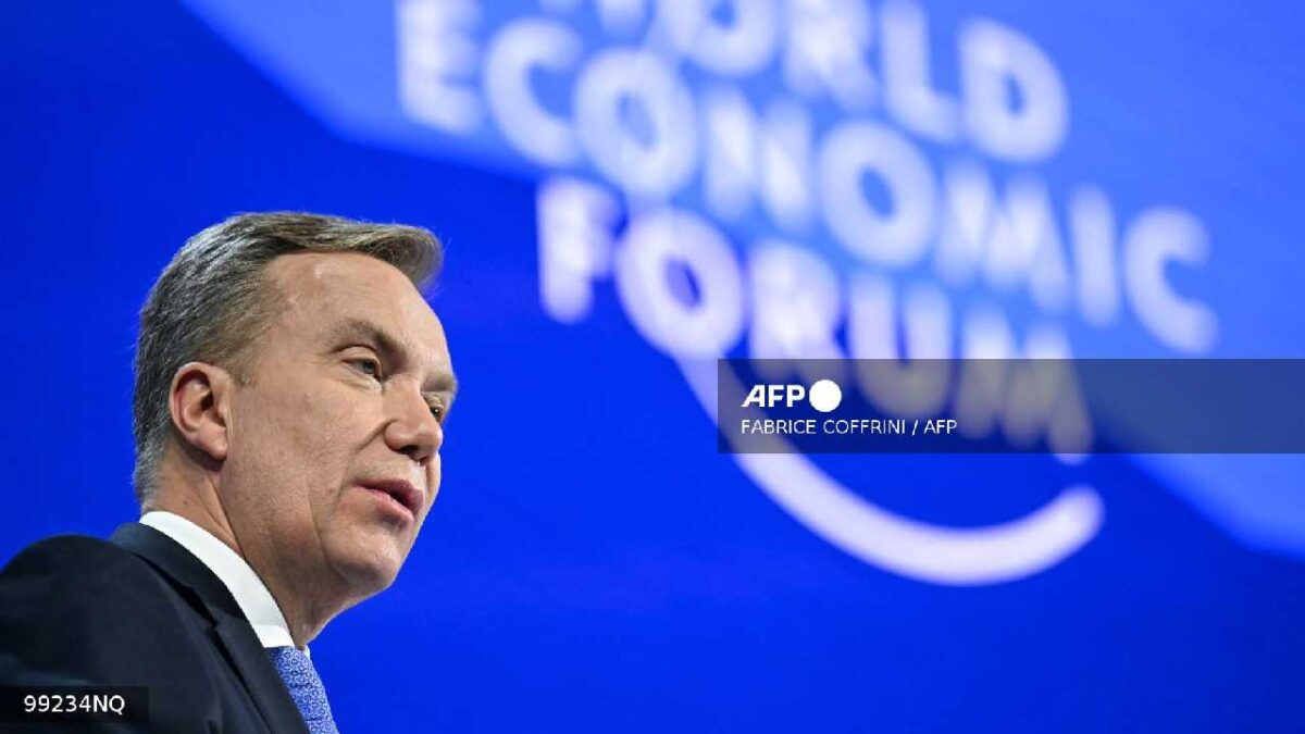 Caso Epstein tumba a otro alto funcionario.