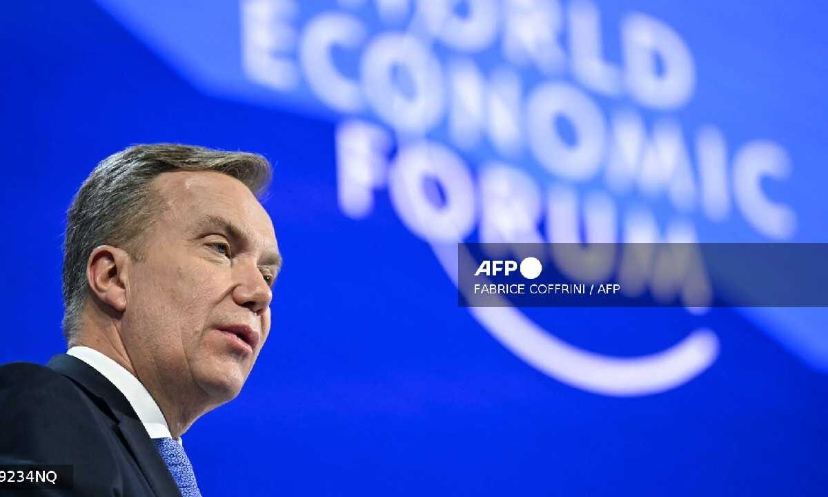 Caso Epstein tumba a otro alto funcionario.