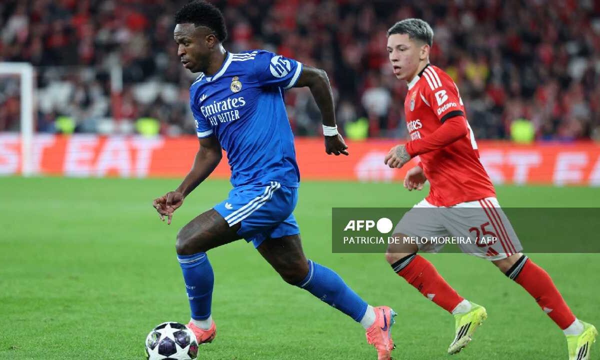 Vinícius acusa racismo.