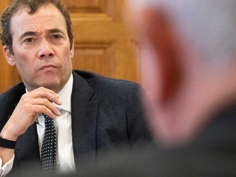 Will Lewis deja la dirección de The Washington Post tras recortes de personal