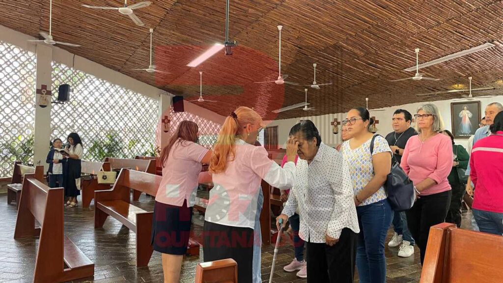 Miércoles de Ceniza en Chetumal y Cancún: fieles abarrotan templos para recibir la imposición de la cruz