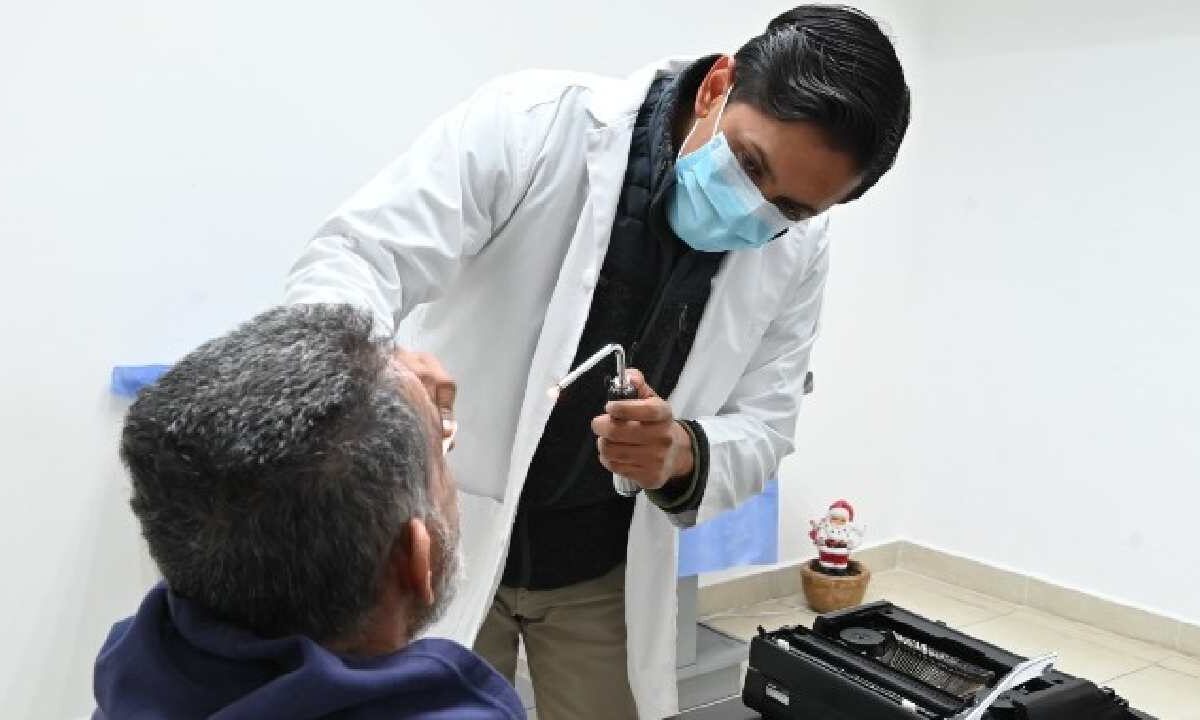 Frentes fríos ocasionan más enfermedades respiratorias y saturan los servicios médicos en Cancún.