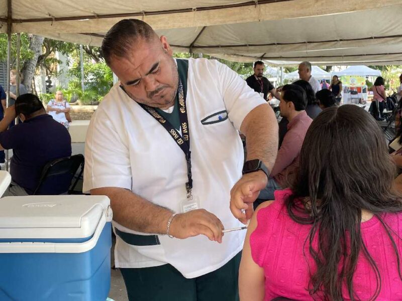 Vacunación contra sarampión en Palacio Municipal de Cancún reanuda jornadas preventivas