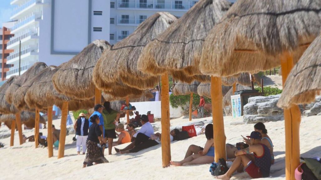 Cancún diversifica turismo con ocupación superior al 80%