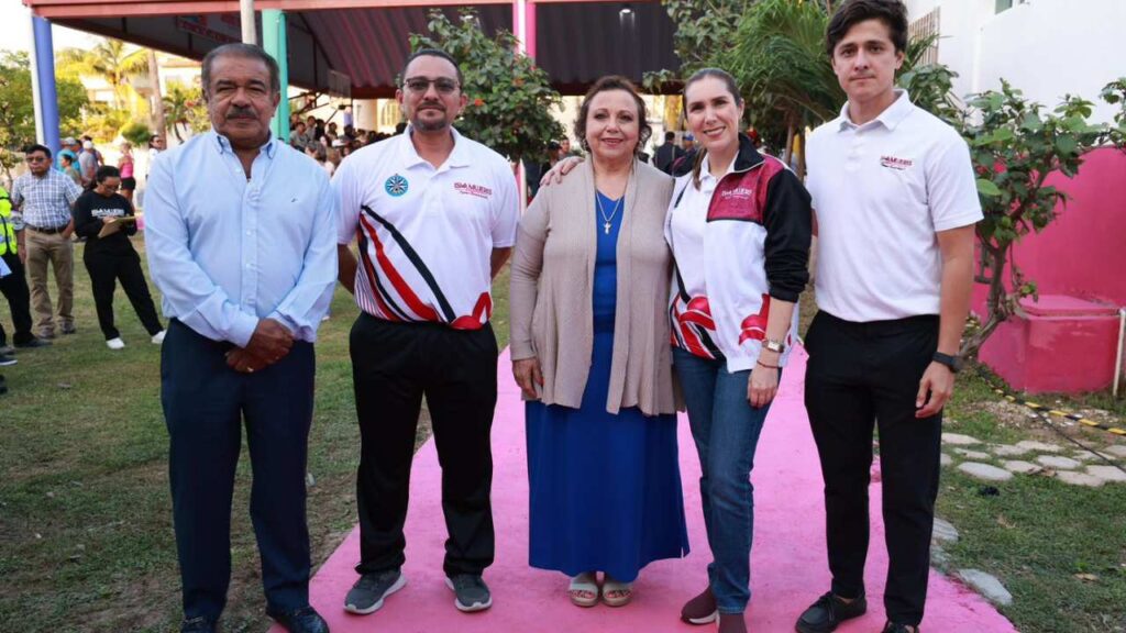 Nueva área de convivencia juvenil en el Domo de la Colonia La Gloria en Isla Mujeres