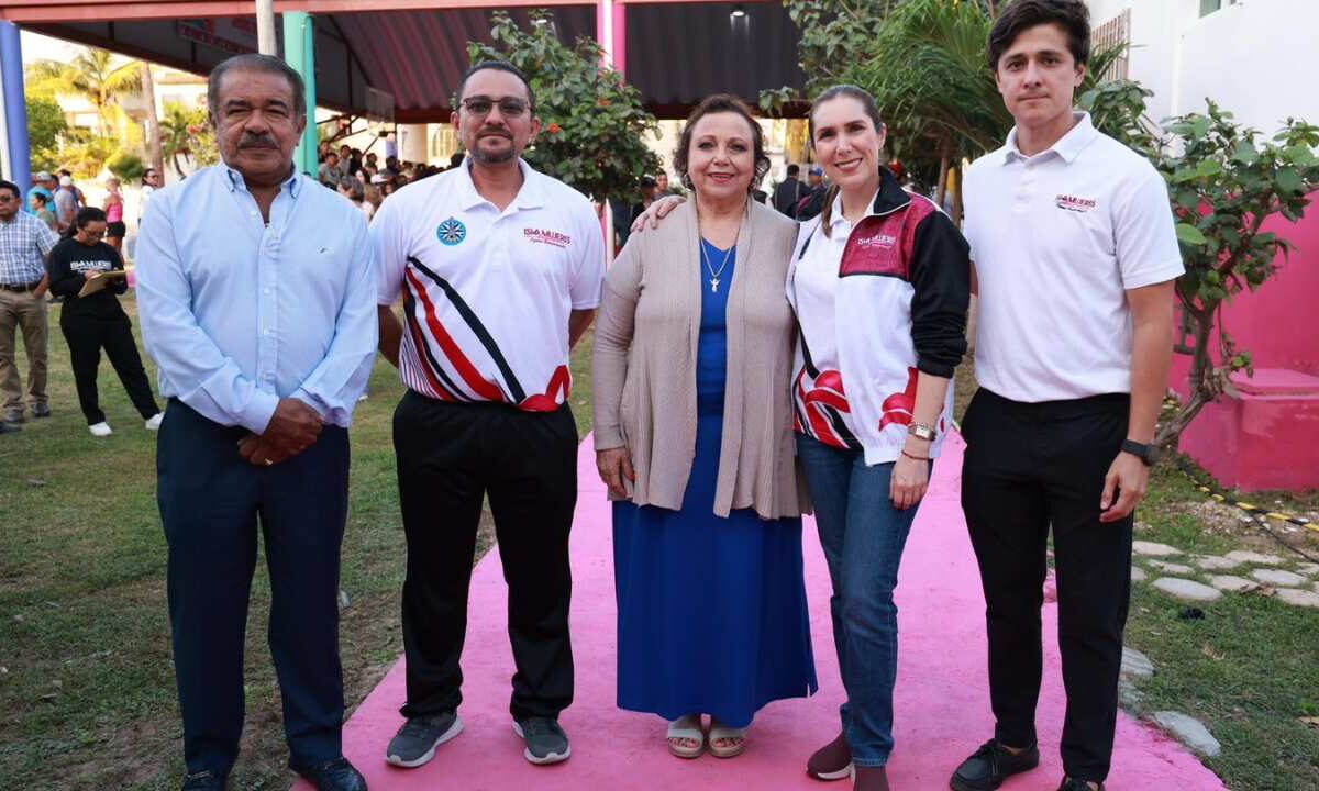 Nueva área de convivencia juvenil en el Domo de la Colonia La Gloria en Isla Mujeres