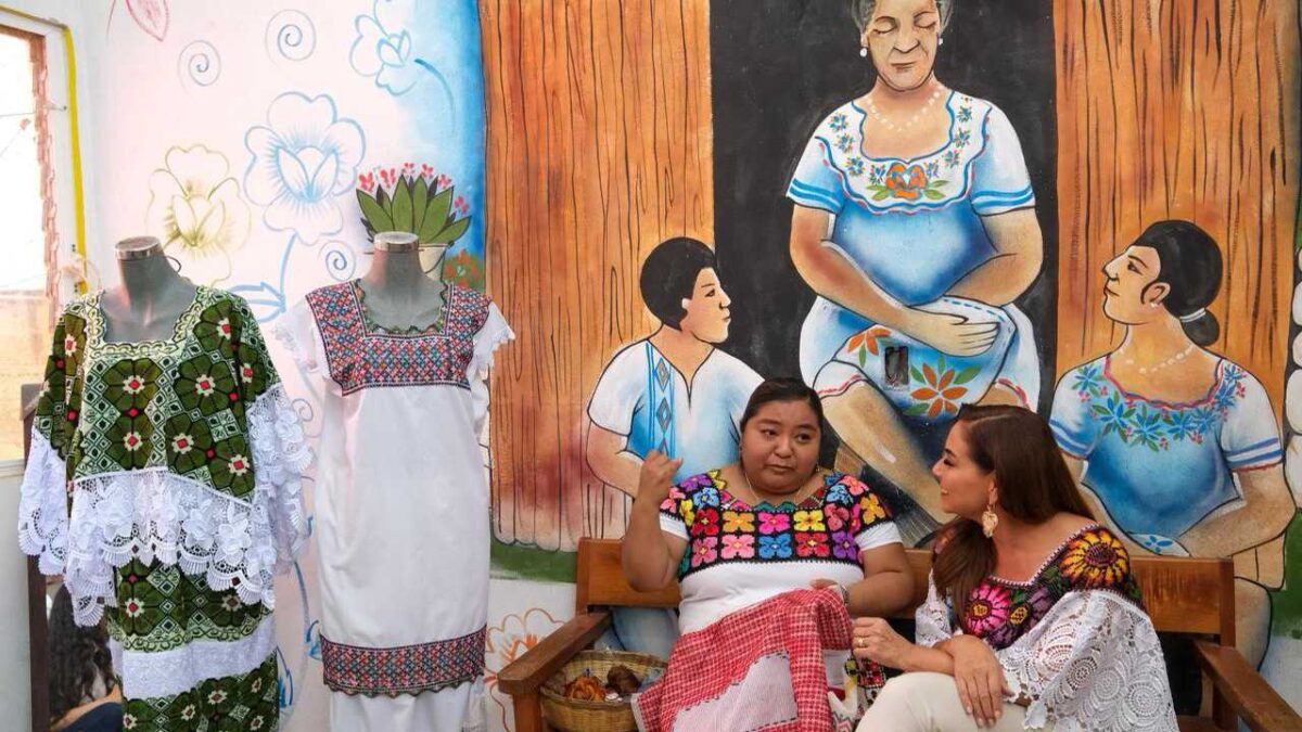 Celebra Mara Lezama a las y los artesanos.