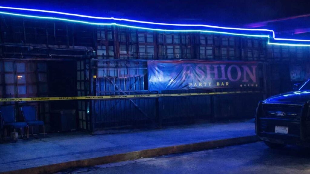 Ataque armado en un bar de Cancún deja varios lesionados.