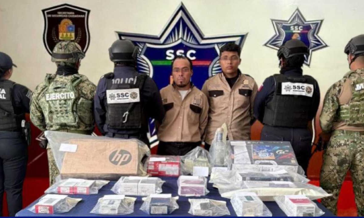 Fueron detenidos en Cozumel dos empleados de seguridad por robo.