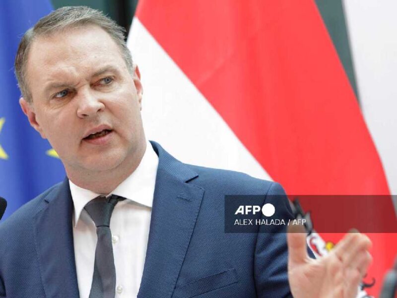 Austria endurece medidas: prohibirá redes sociales a menores de 14 años