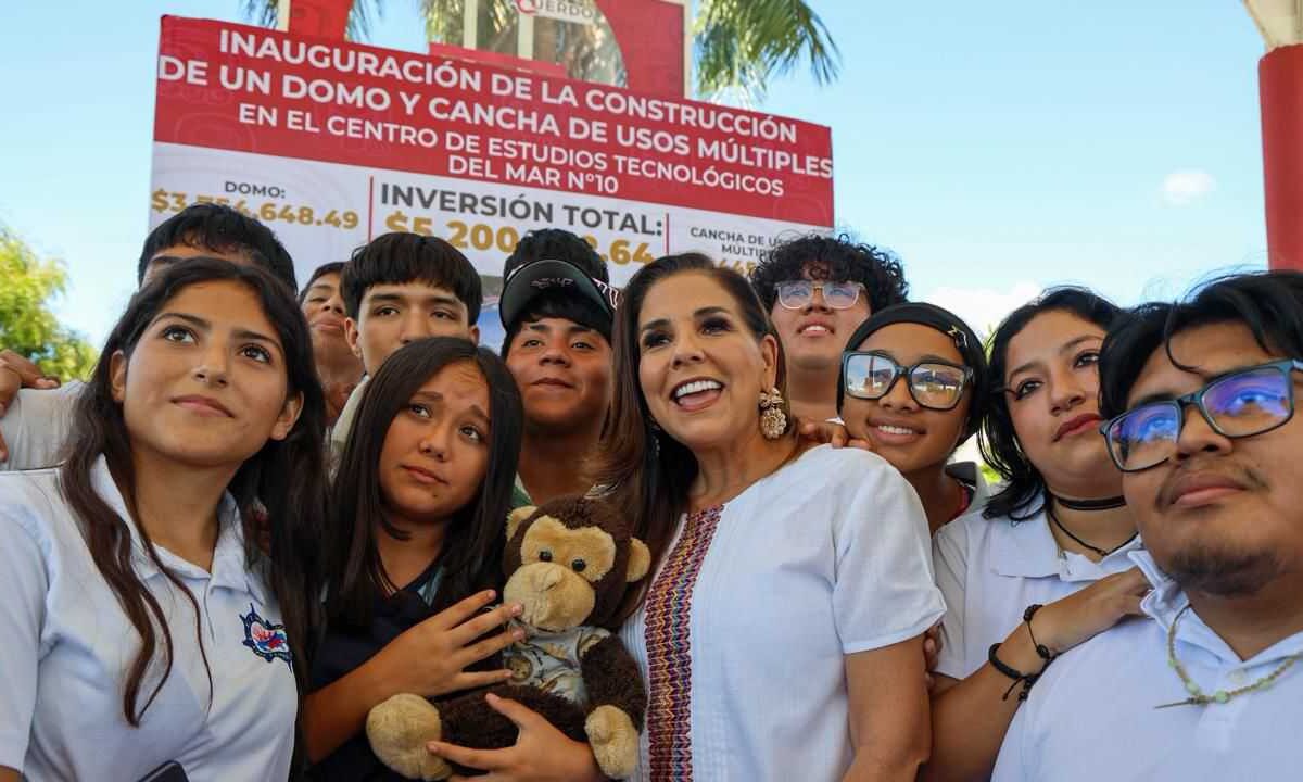 Mara Lezama comprometida con la juventud.