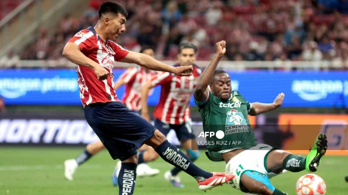 Chivas volvió al liderato.