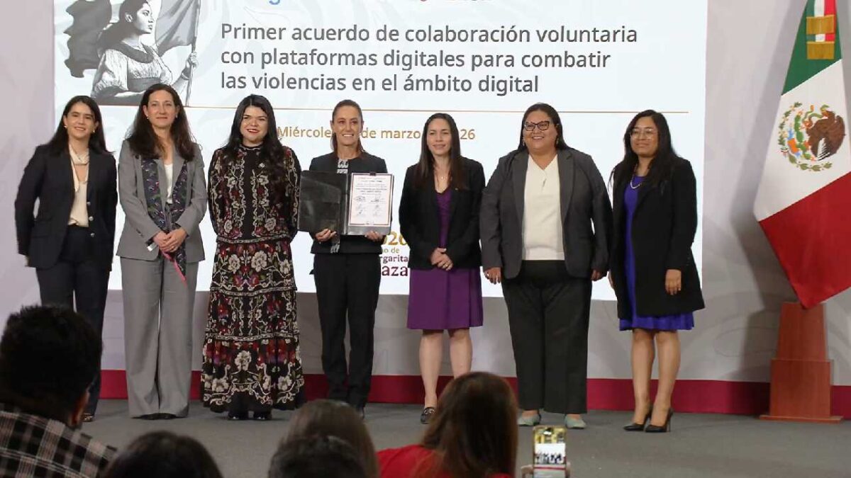 Combate al ciberacoso contra la mujer.