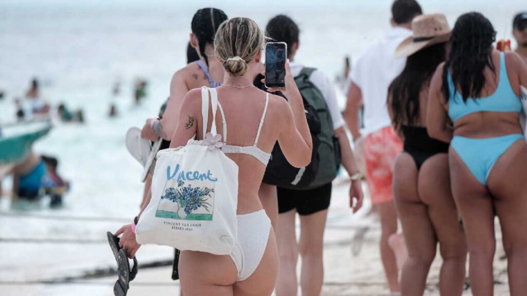 Clima en Quintana Roo: cerramos la semana con ambiente caluroso, cielo nublados y fuertes vientos