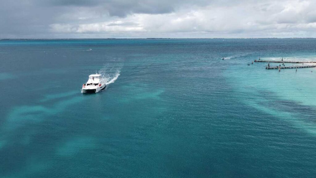 Clima en Quintana Roo: domingo caluroso con cielo nublado y vientos de hasta 50 kilómetros por hora