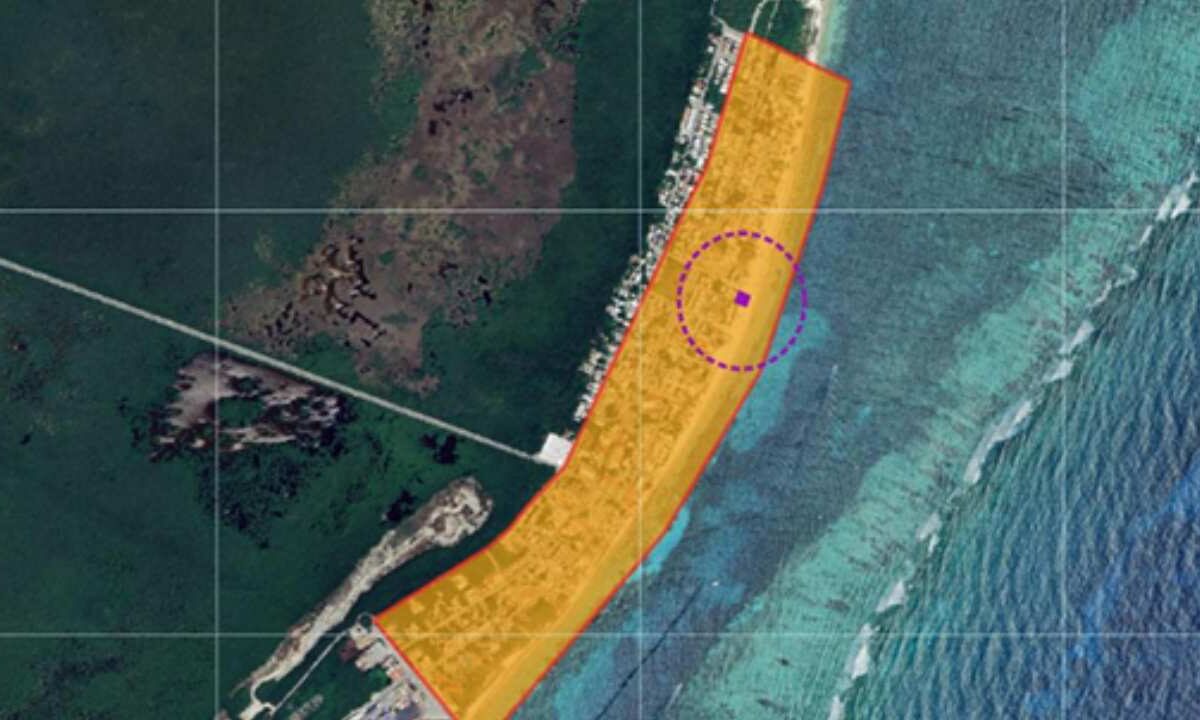 Terreno costero en Puerto Morelos donde se proyecta la construcción del Club 8 tras ingresar MIA ante Semarnat.