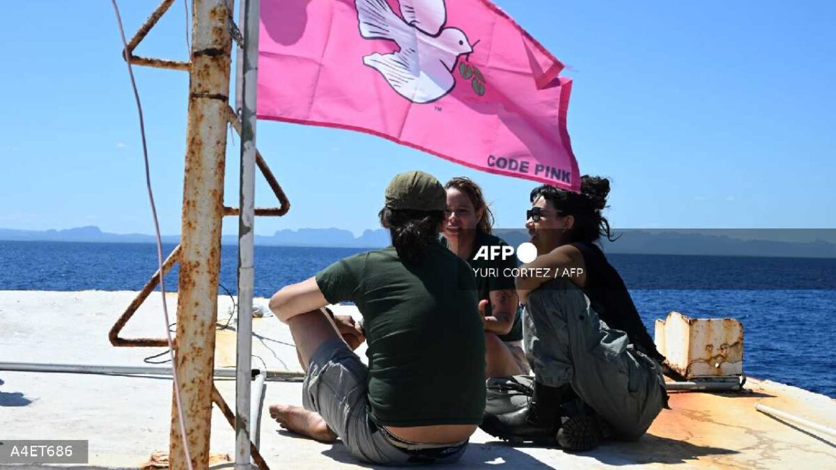 Llegan los dos veleros mexicanos a Cuba.