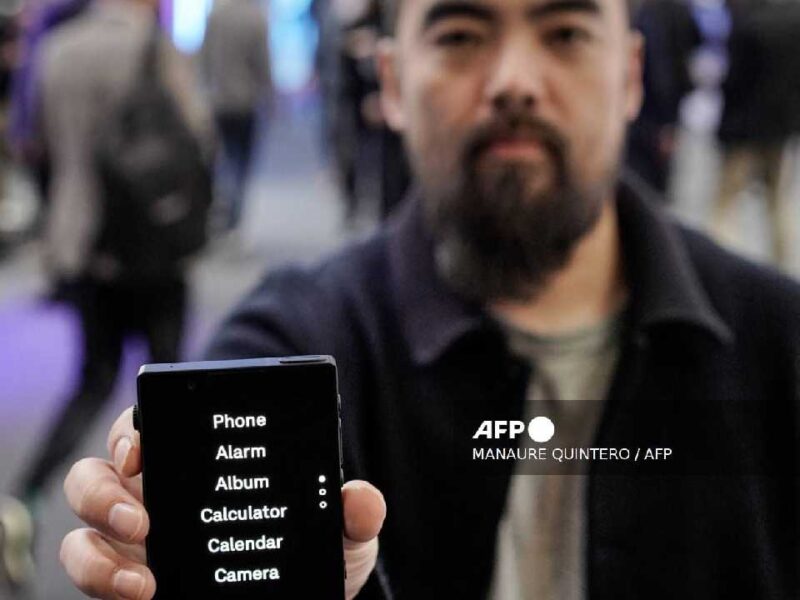 Congreso mundial del móvil impulsa teléfonos que apuestan por desconexión y privacidad