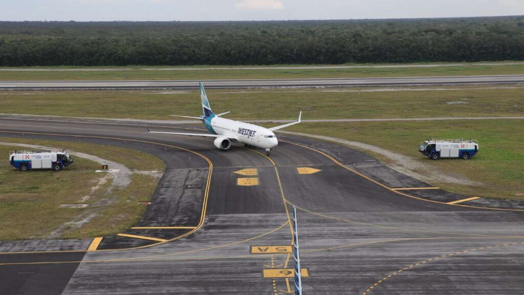Cozumel estrena vuelo directo desde Montreal para fortalecer el turismo canadiense
