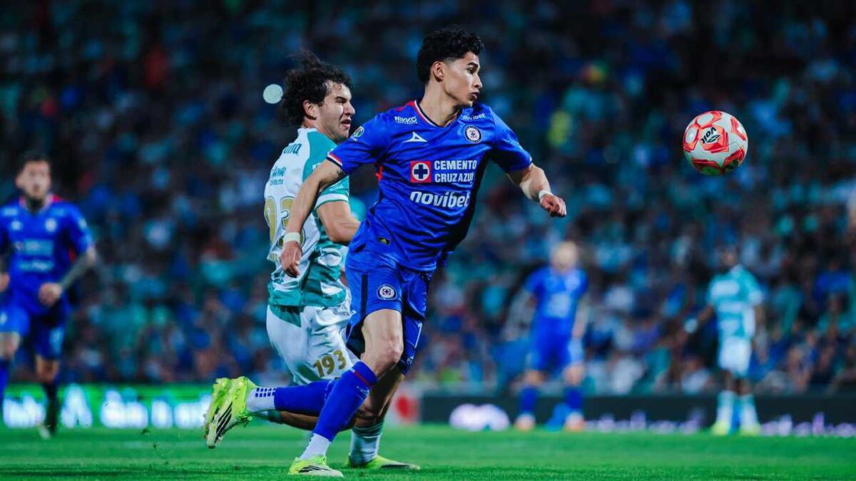 Cruz Azul sigue de líder.
