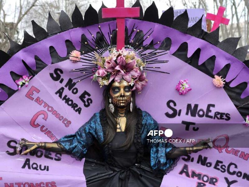 Día de la Mujer: miles marchan en el mundo para exigir igualdad y rechazar la guerra (galería)