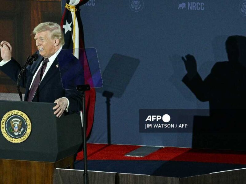 Donald Trump presiona a Irán para acelerar negociaciones y frenar la guerra