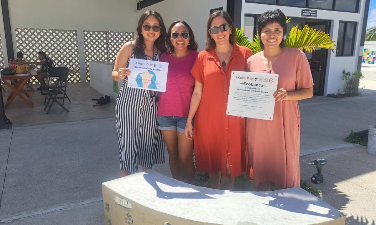 Colocal la Ecobanca Ecoliiks número 17 en Chetumal, capital de Quintana Roo.