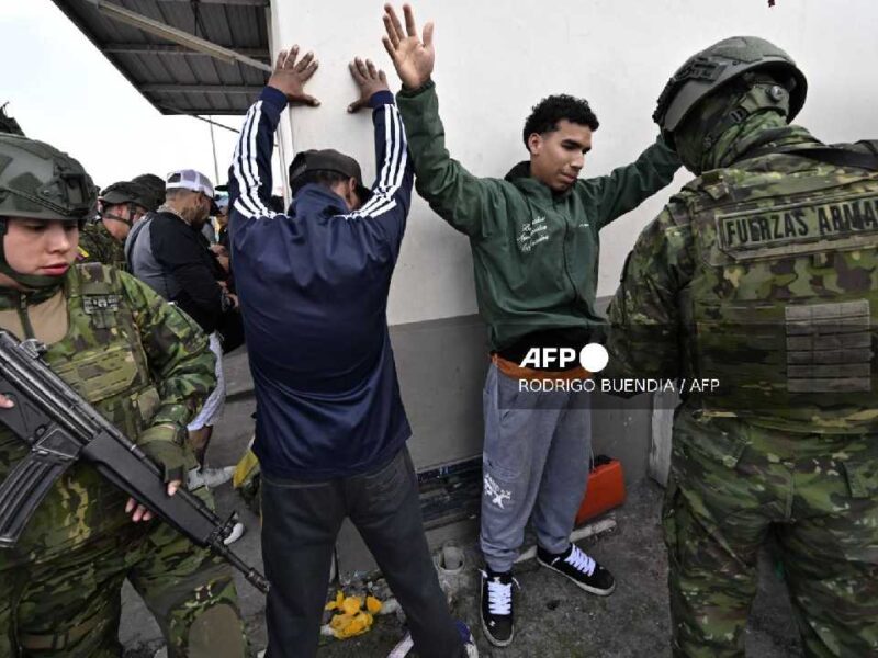 Ecuador declara la "guerra al narco"; inician 15 días de operativos con apoyo de EU