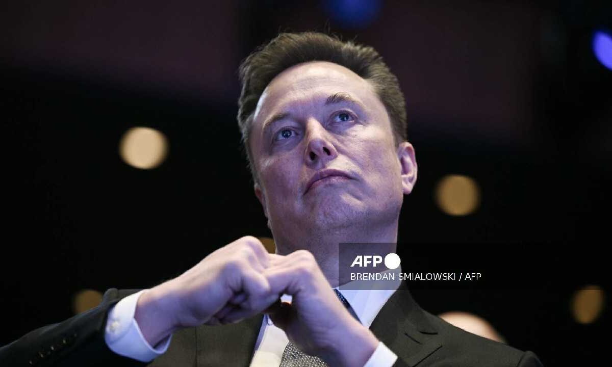 Elon Musk sigue con sus proyectos.