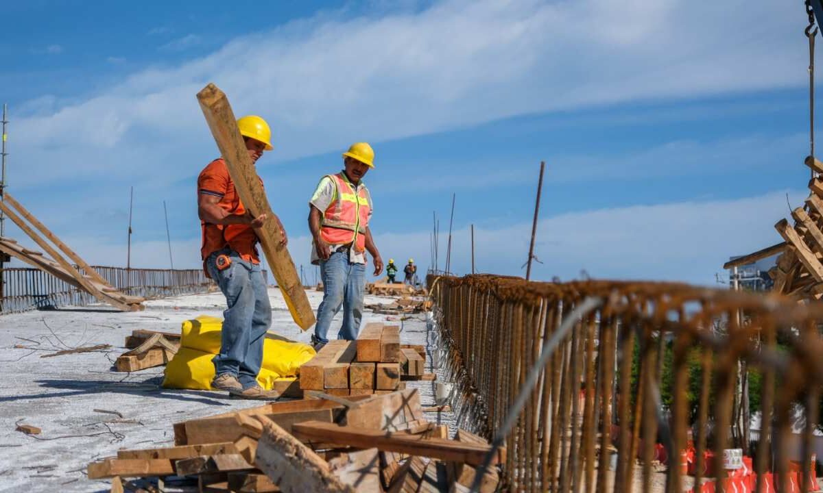 Quintana Roo destaca en empleo, pero enfrenta rezagos