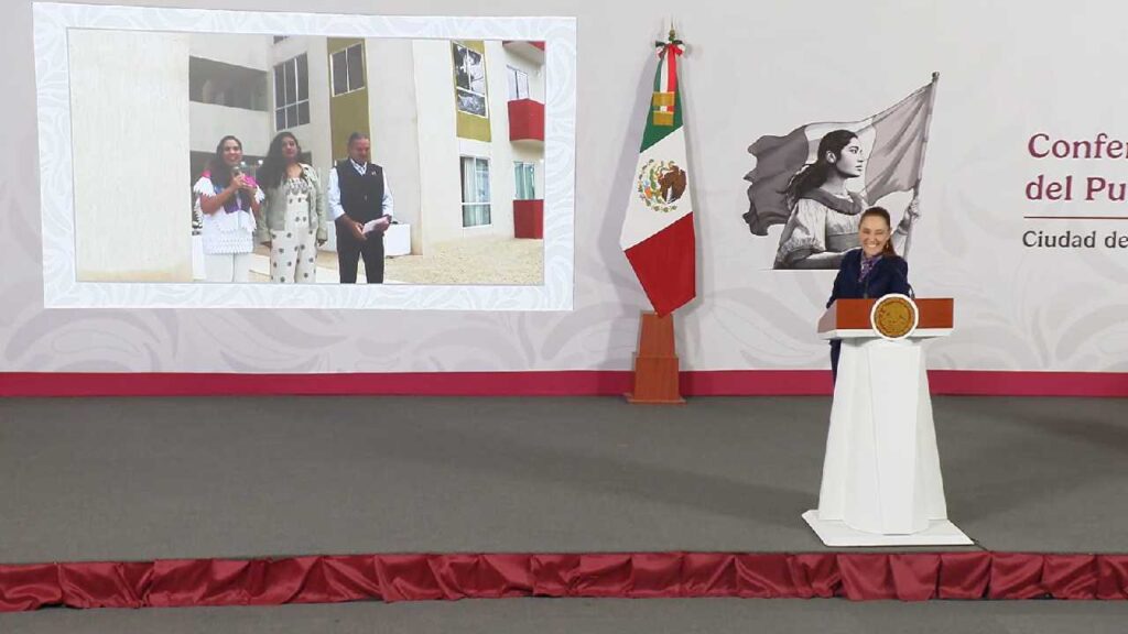 Entregan 90 nuevas Viviendas Bienestar durante La Mañanera del Pueblo en Chetumal (video)