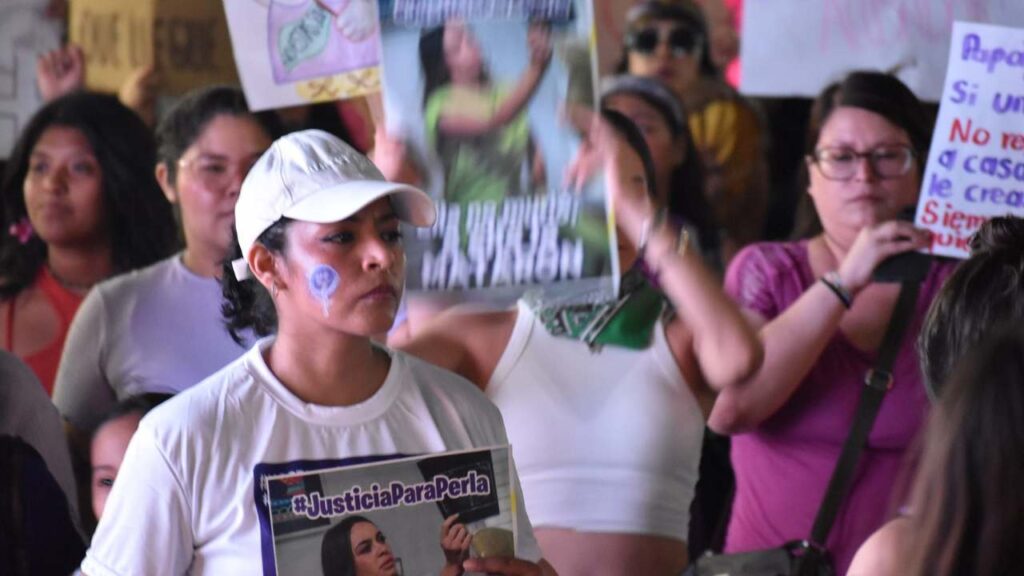 Protesta contra los feminicidios en Quintana Roo.
