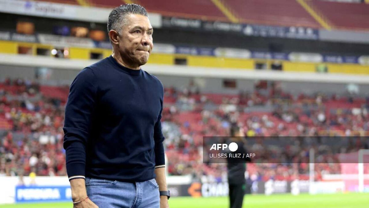 Ignacio Ambriz deja al León.