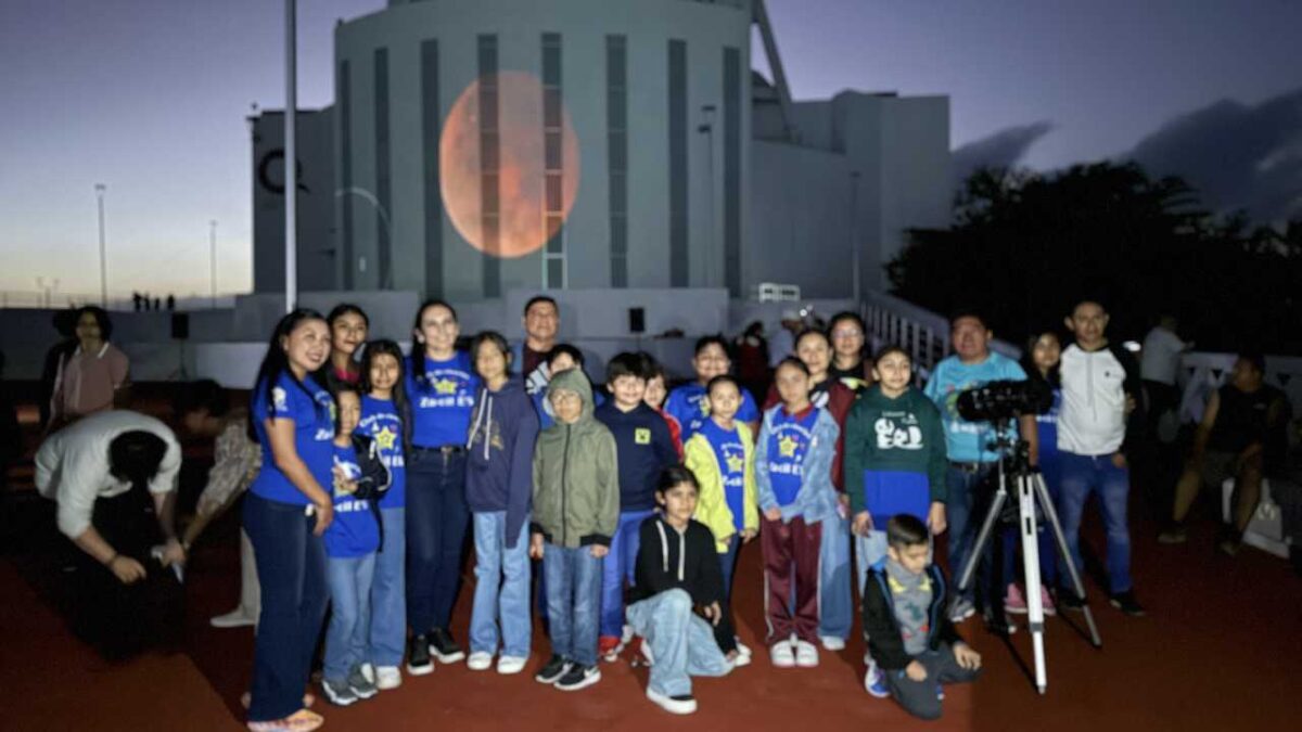 La Luna Roja se pudo observar en Chetumal.